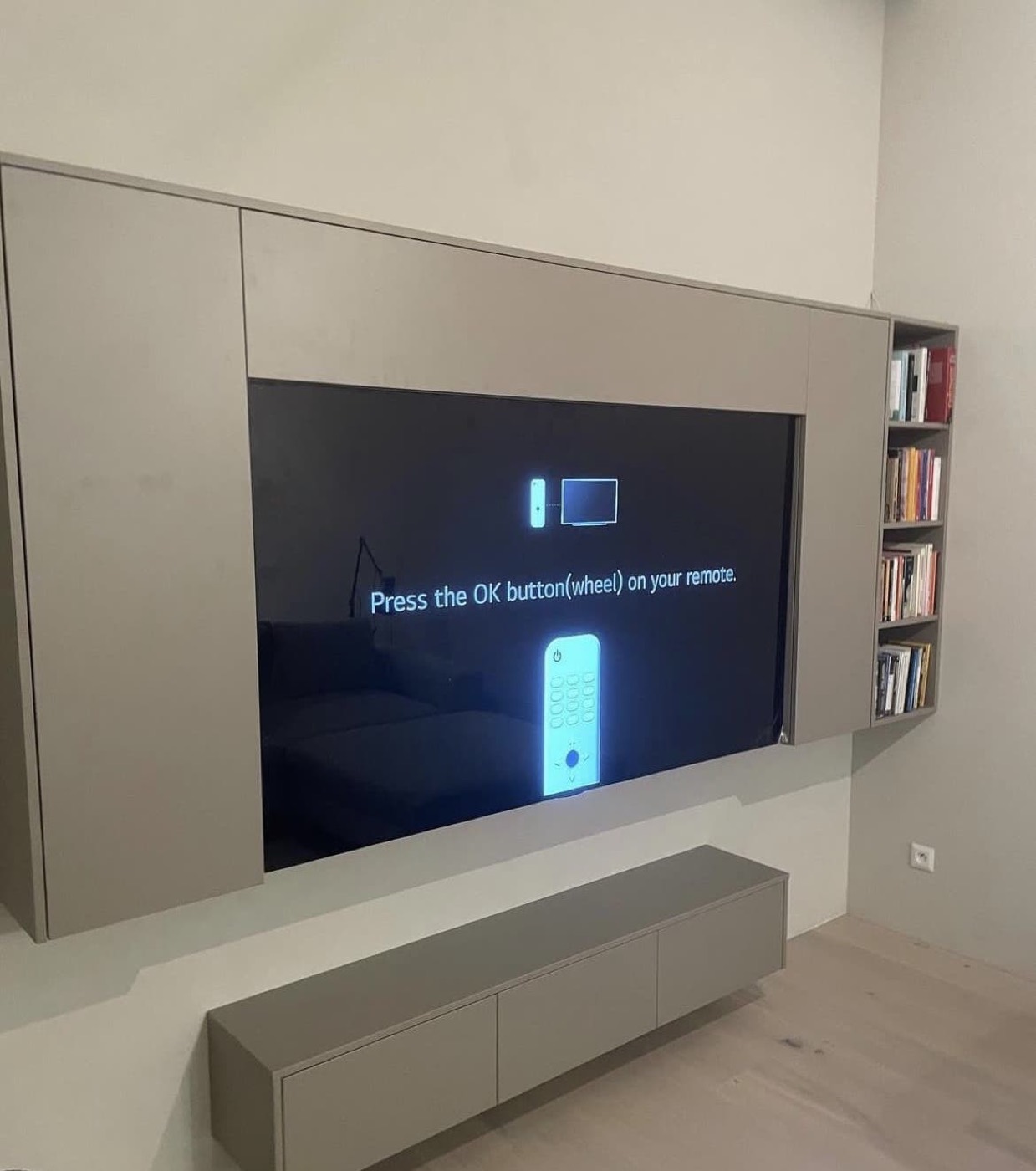 Montáž TV v spálni — realizácia Montáž TV Bratislava
